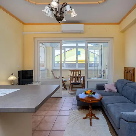 Beautiful In With Wifi Apartment