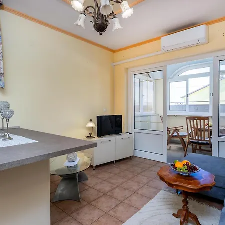 Beautiful In With Wifi Apartment
